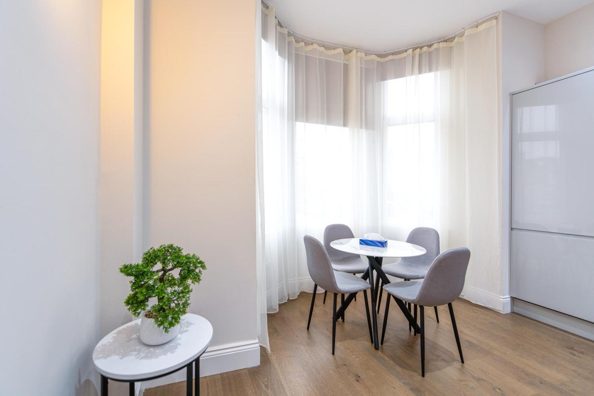 Ealing Residency Aparthotel Londres Exterior foto