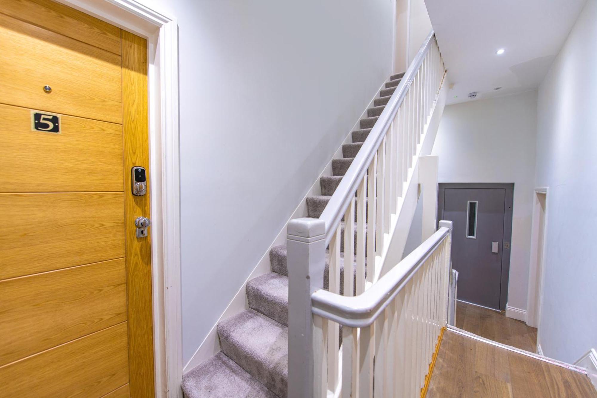 Ealing Residency Aparthotel Londres Exterior foto
